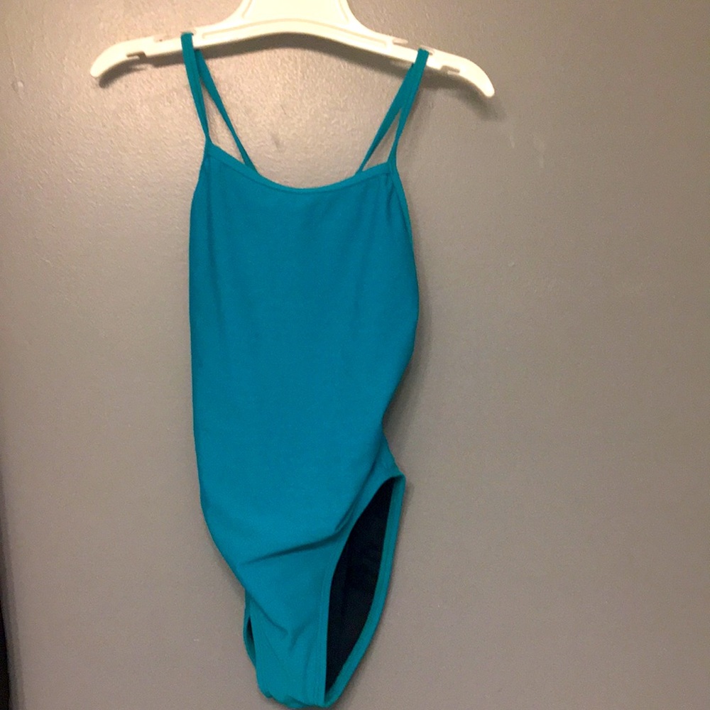 Jolyn suit